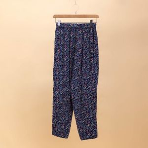 Cute and comfy floral flowy pants XS/S